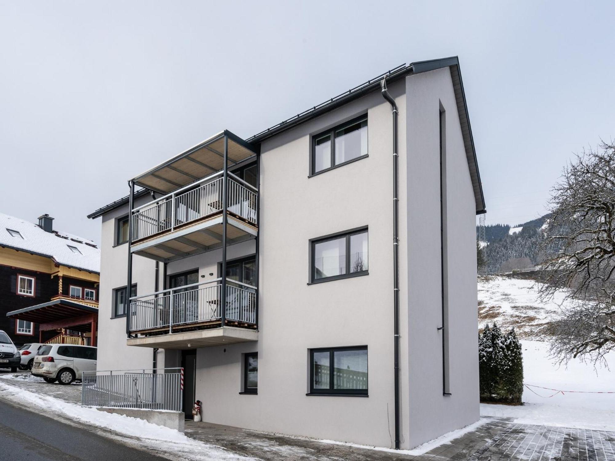 Large Apartment In Sankt Georgen With Balcony فورستاو المظهر الخارجي الصورة