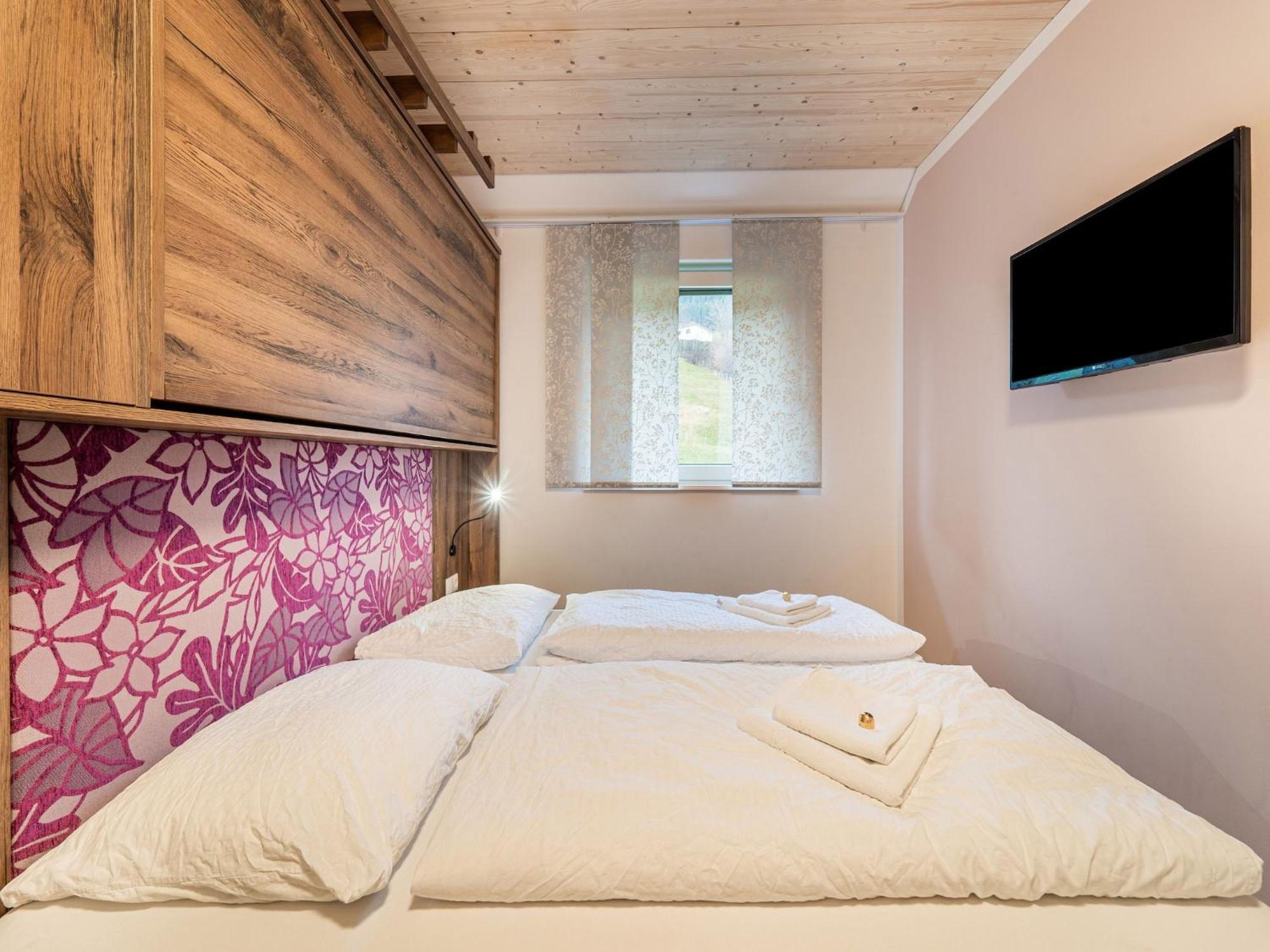 Large Apartment In Sankt Georgen With Balcony فورستاو المظهر الخارجي الصورة